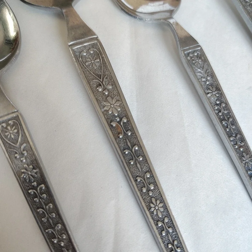 RIVIERA Cordova Stainless Flatware 4 Spoons Floral Filigree Tablespoon Teaspoon